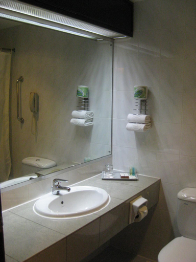 Bathroom 9