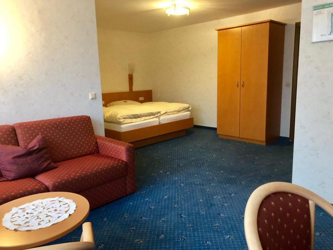 Bedroom 12