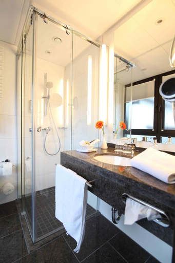 Bathroom 6