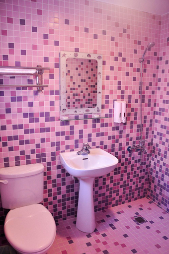Bathroom 3, Country Kos Hostel, Pingtung