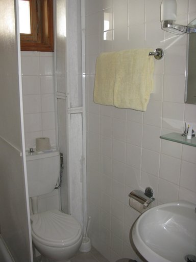 Bathroom 3, Margarita Hotel, Varna