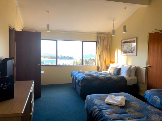 Bedroom 6