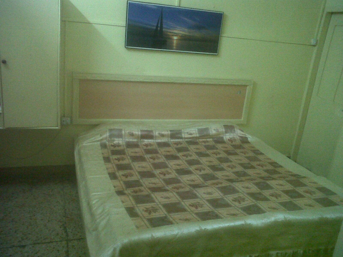 Bedroom 3, Raj Hotel, Kaushambi