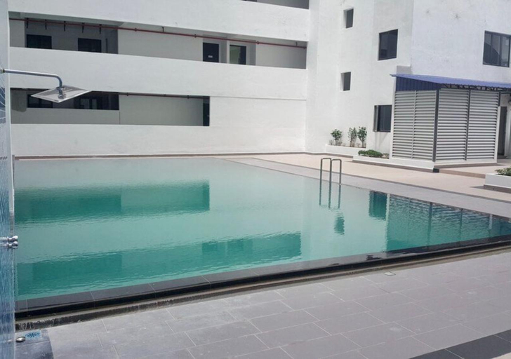 Others 5, RiverView 8PAX 2BR in KBtown Wi-Fi, A-6-5, Kota Bharu