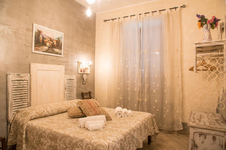 Bedroom 3, Mancini Shabby House, Rome