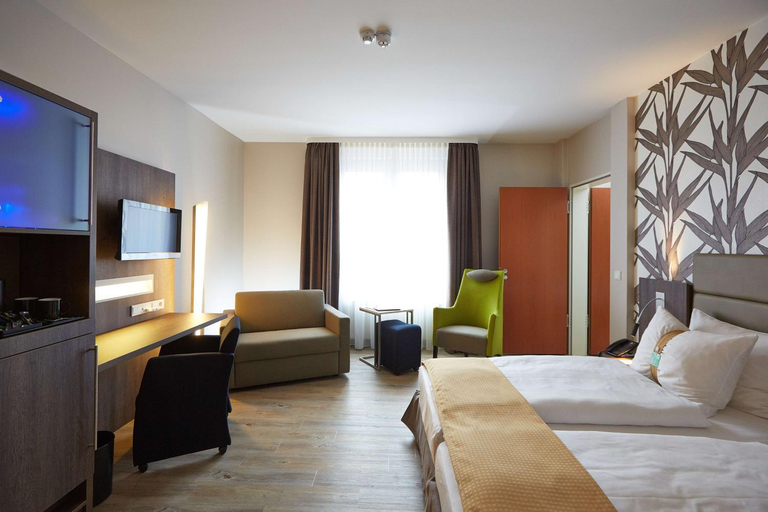 Bedroom 12