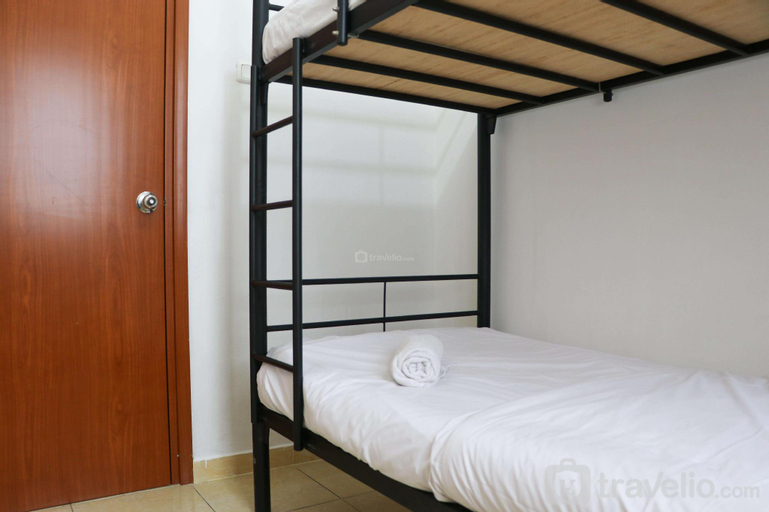 Bedroom 12