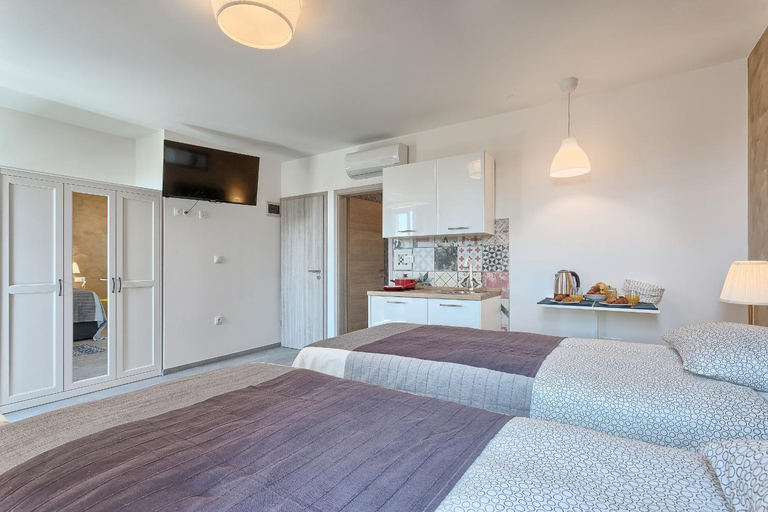Others 5, Luxury flats in city centre, Pula