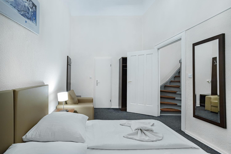 Bedroom 4, Hotel Bellevue am Kurfürstendamm, Berlin
