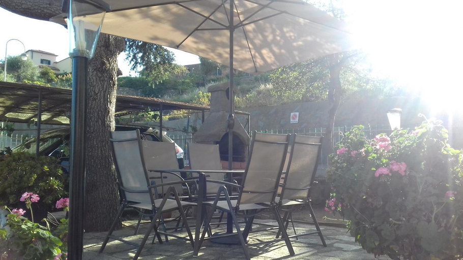 Exterior & Views 5, Appartamento con giardino privato, Imperia
