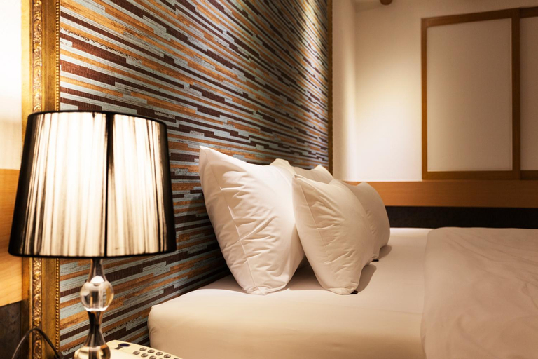 Bedroom 16