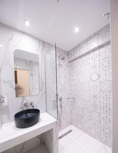 Bathroom 4, Hotel Rotonda, Central Macedonia