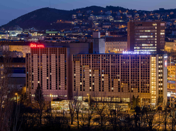 Exterior & Views 2, Mercure Budapest Castle Hill, Budapesti
