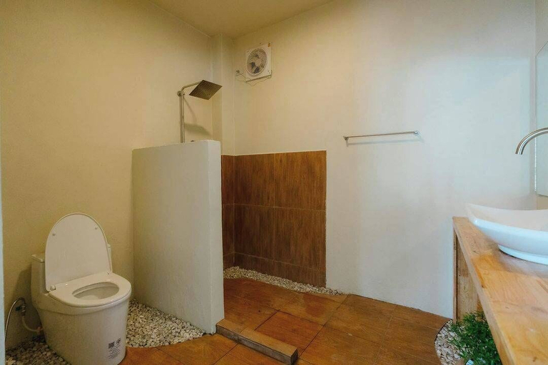 Bathroom 4, Doichang View, Mae Suai