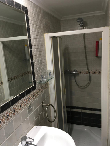 Bathroom 5, Pension La Redonda, La Rioja