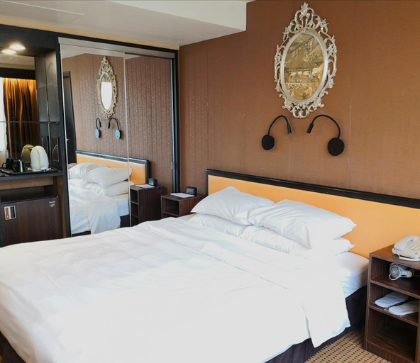 Bedroom 28