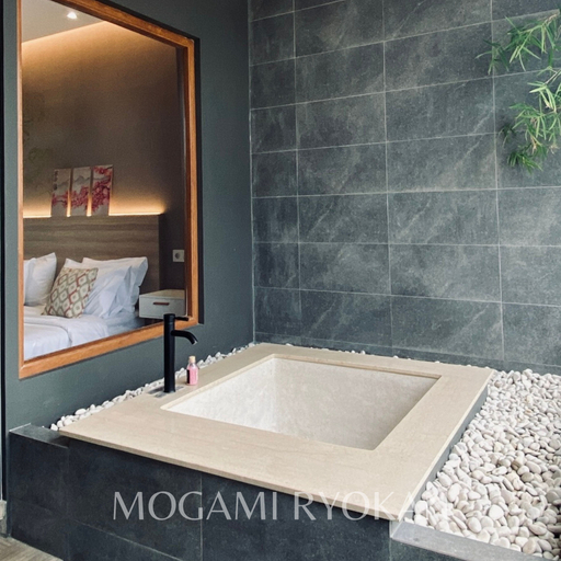 Bathroom 3, Mogami Ryokan Bandung, Bandung