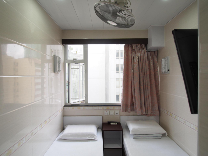 Bedroom 18