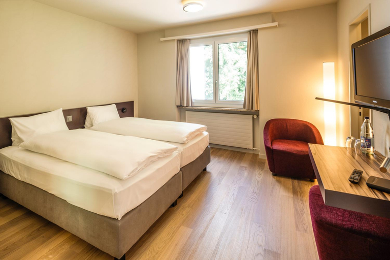 Bedroom 10