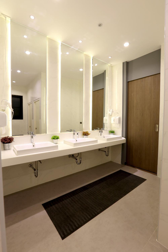 Bathroom 6