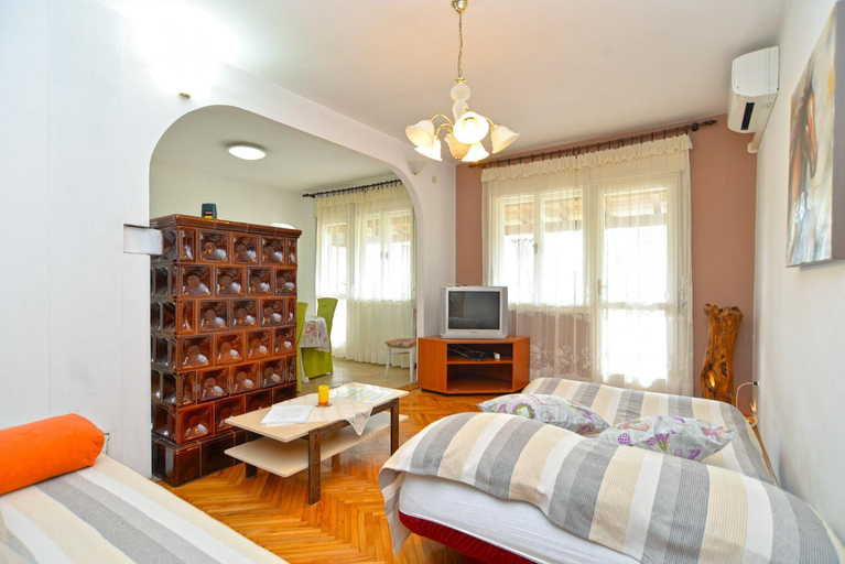 Others 5, Apartment 1026, Fažana