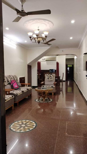 Others 4, Gokulam Villa, Puducherry