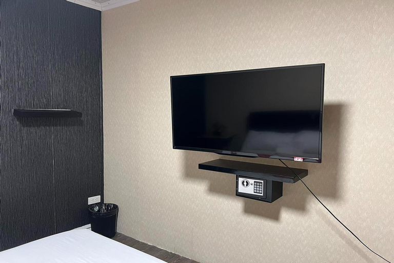 Bedroom 15