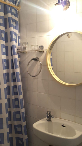 2, Hostal Lima, Barcelona