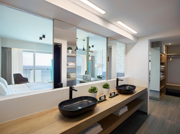 Bathroom 4, Aquarium View Hotel Adults Only 21 plus, South Aegean