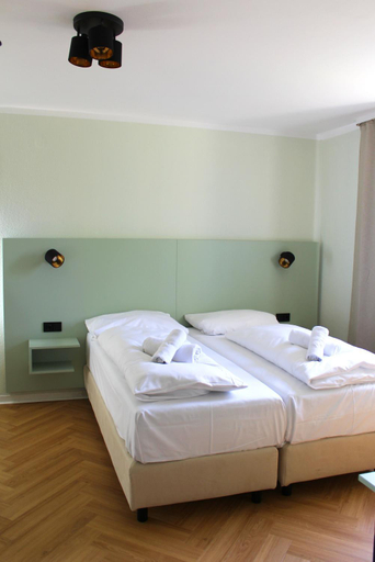 Bedroom 4, Autobahn Hotel Pfungstadt Ost, Darmstadt-Dieburg