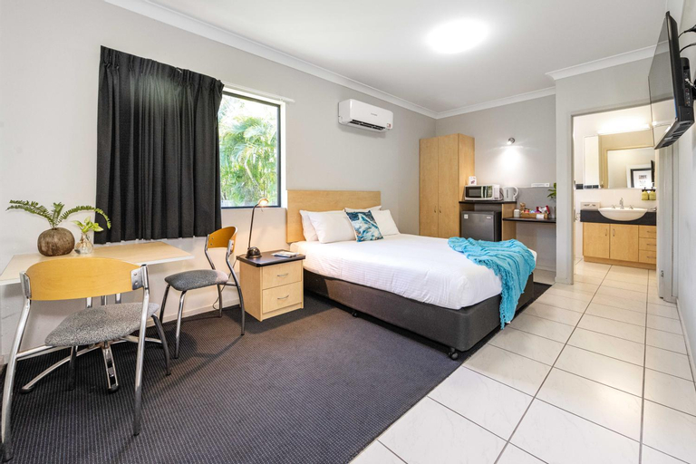 Bedroom 23