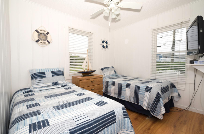 Bedroom 2, The Montauk Soundview, Suffolk