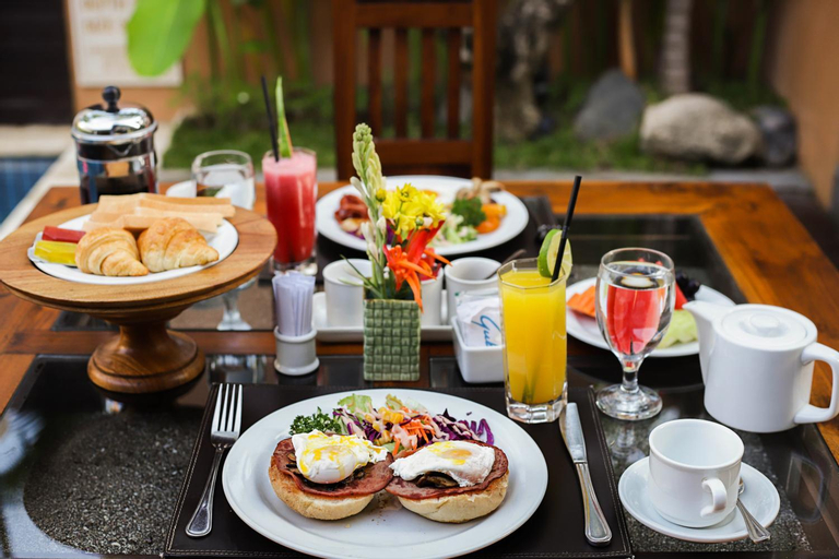 Food & Drinks