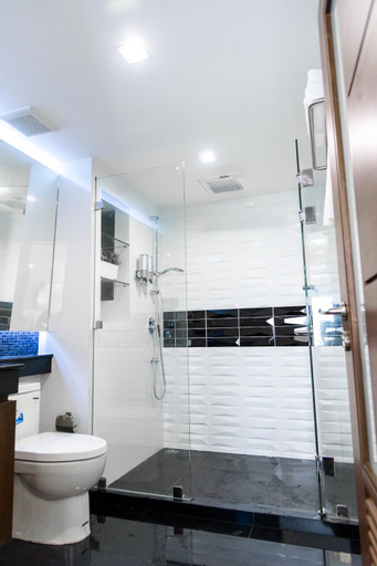 Bathroom 6