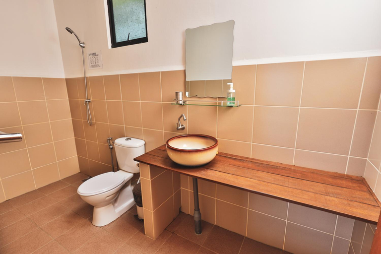 Bathroom 3, Bigfin Beach Resort, Kota Belud