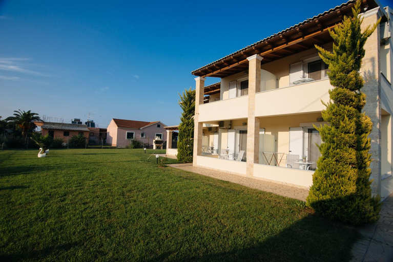 Others 3, Villa Agiolina, Ionian Islands