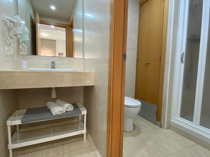 Others 5, Apartments Brava, Girona