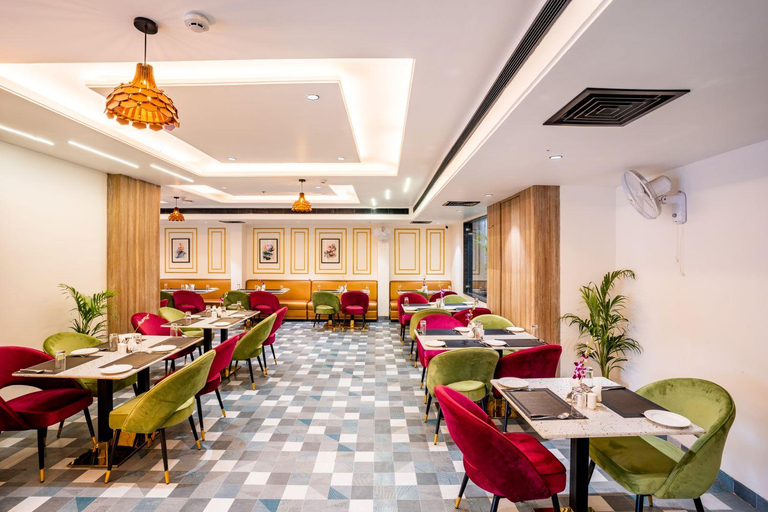 Food & Drinks 2, Regenta Place Raaj Agra, Agra
