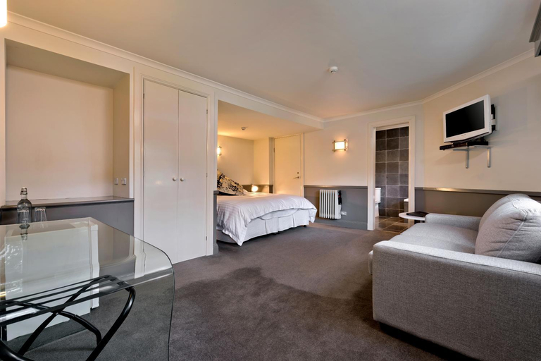 Bedroom 10