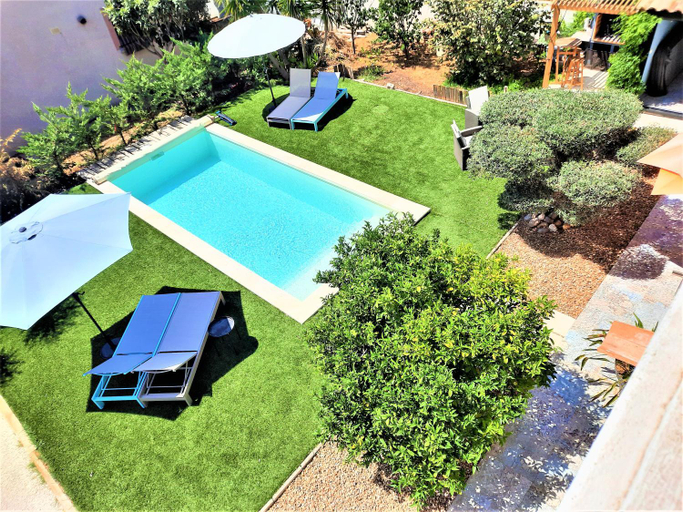 Swimming pool 2, La Bastide en front d'etang de Thau, Hérault