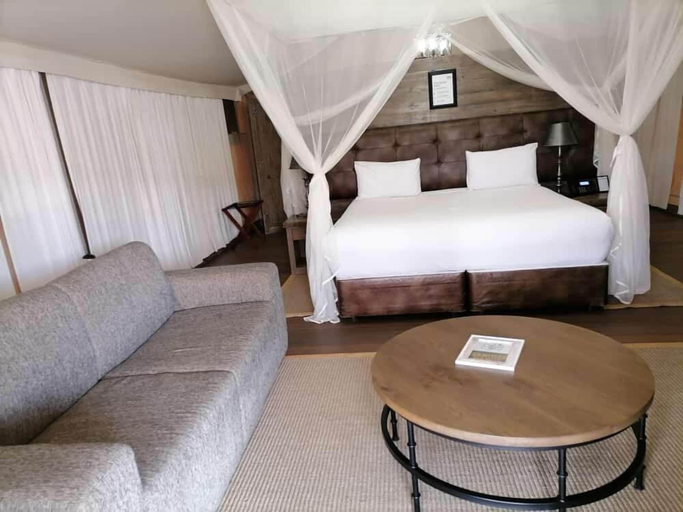 Bedroom 3, Goo Moremi Gorge, Palapye