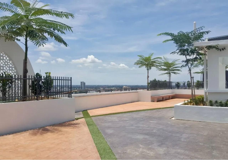 Others 4, RiverView 8PAX 2BR in KBtown Wi-Fi, A-6-5, Kota Bharu