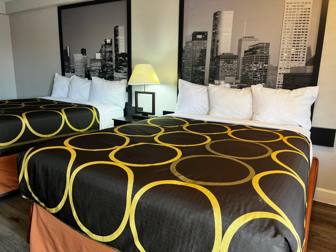 Bedroom 13