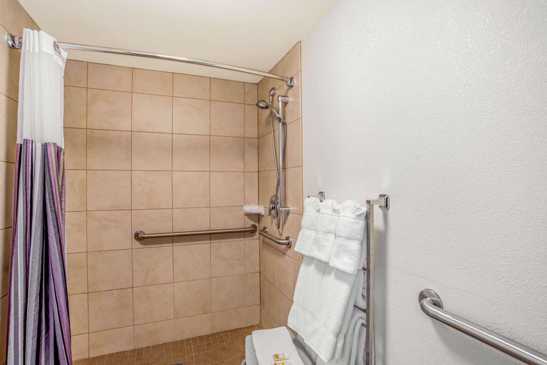 Bathroom 5