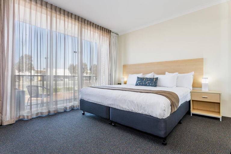 Bedroom 12