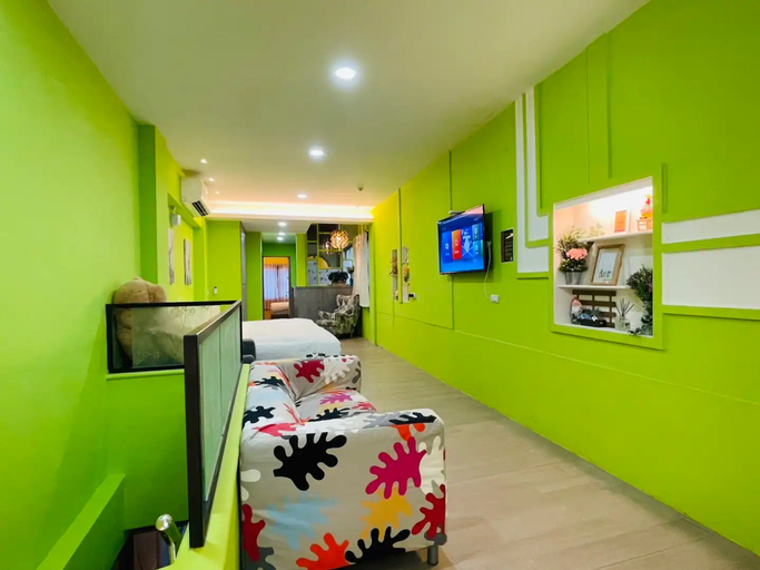 Others 4, Partyport 打鐵舖府前, Tainan