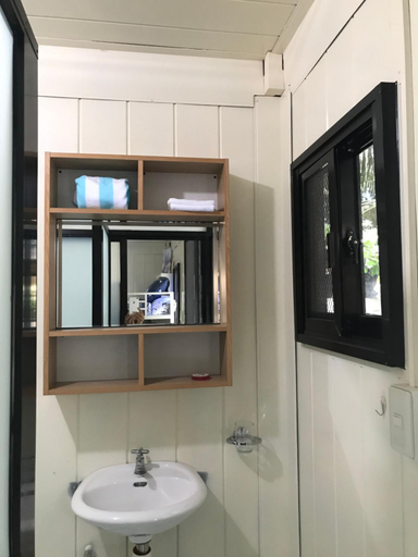 Bathroom 14