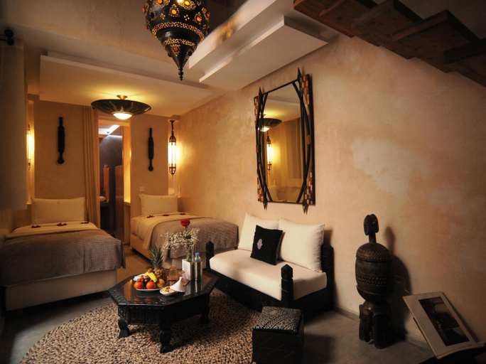 Others 5, Riad Kalaa 2, Rabat