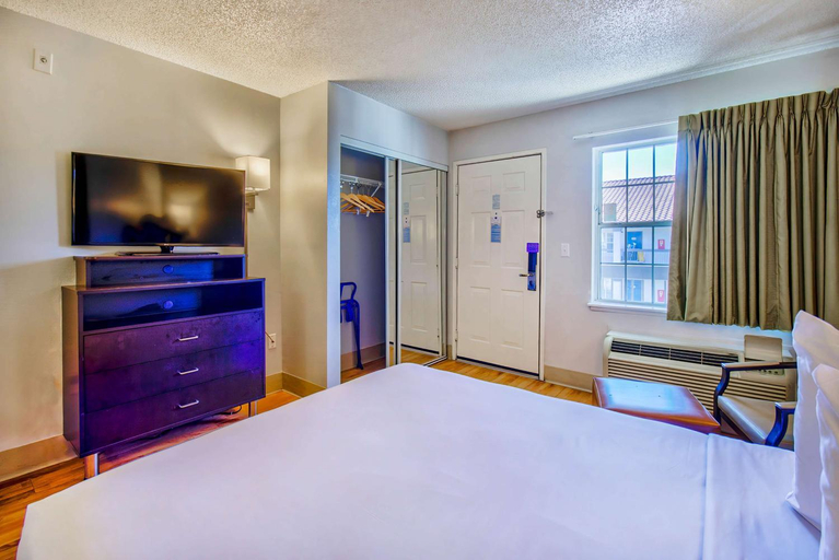 Bedroom, Studio 6 Phoenix, AZ - Deer Valley, Maricopa