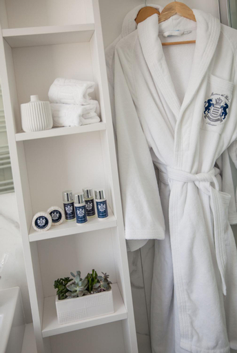 Amenities 8